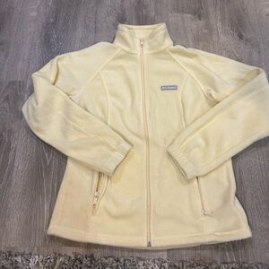 Columbia Women's Light Yellow Fleece zip up  size medium with zip pockets